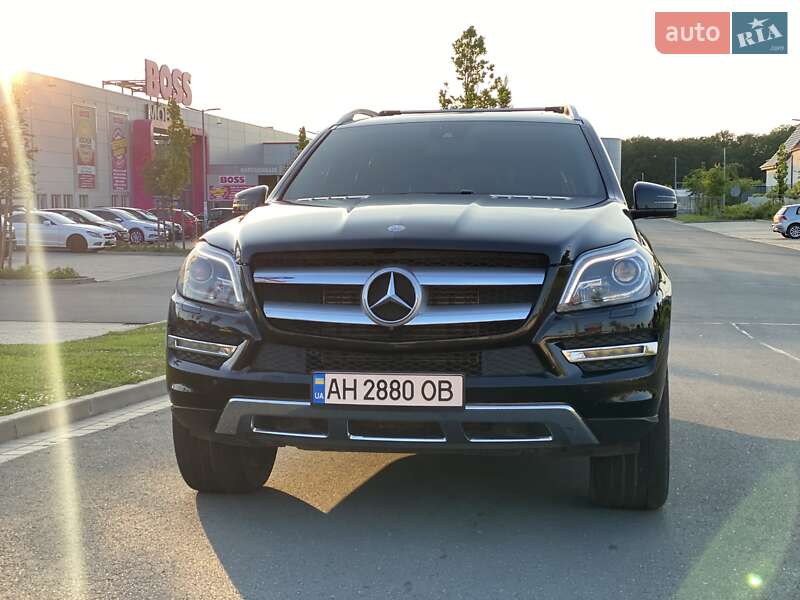 Позашляховик / Кросовер Mercedes-Benz GL-Class 2015 в Києві