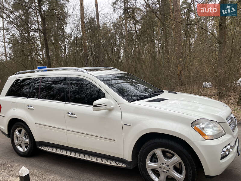 Внедорожник / Кроссовер Mercedes-Benz GL-Class 2011 в 