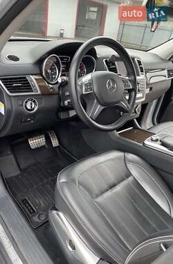 Внедорожник / Кроссовер Mercedes-Benz GL-Class 2012 в 