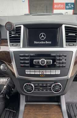 Внедорожник / Кроссовер Mercedes-Benz GL-Class 2012 в 