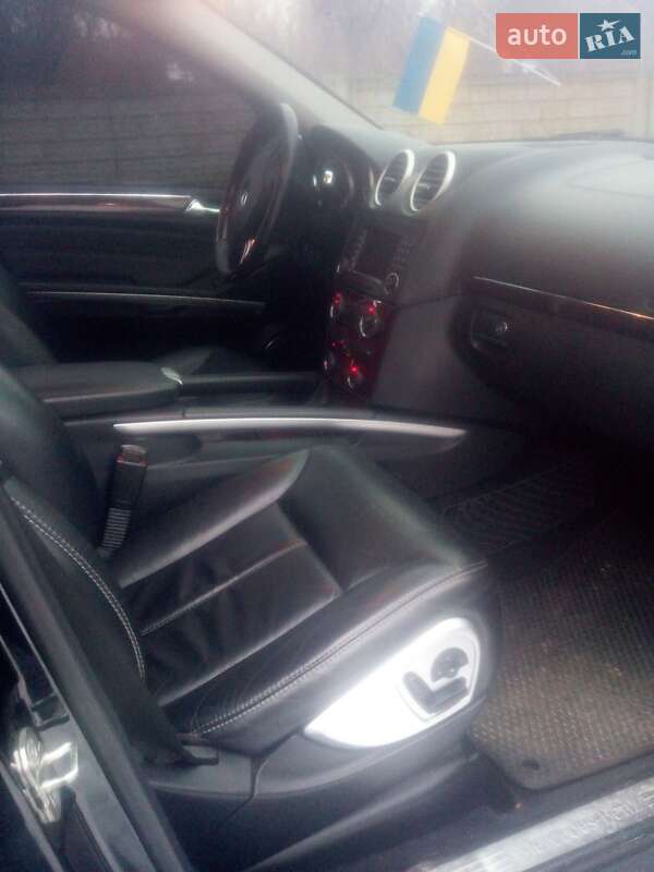 Внедорожник / Кроссовер Mercedes-Benz GL-Class 2007 в Шостке