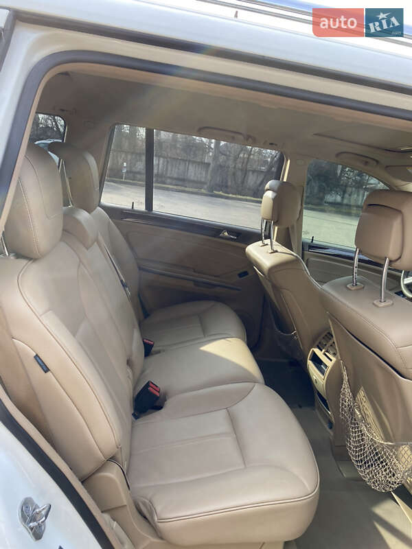 Внедорожник / Кроссовер Mercedes-Benz GL-Class 2011 в Киеве