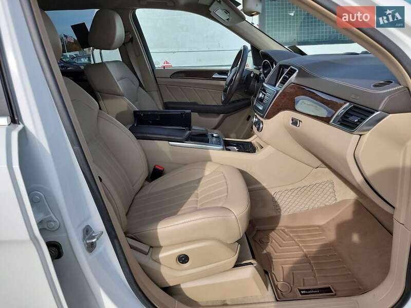 Внедорожник / Кроссовер Mercedes-Benz GL-Class 2015 в Каменец-Подольском