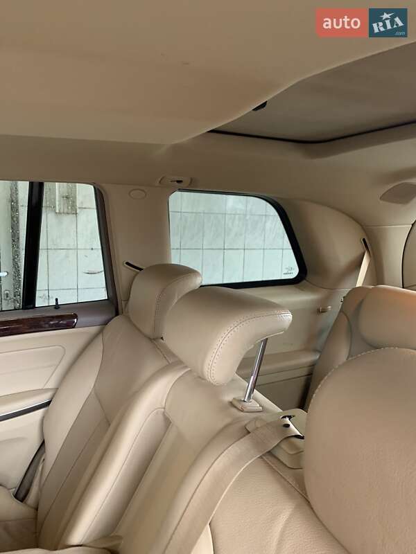 Внедорожник / Кроссовер Mercedes-Benz GL-Class 2008 в Житомире фото 9 Внедорожник / Кроссовер Mercedes-Benz GL-Class 2008 в Житомире
