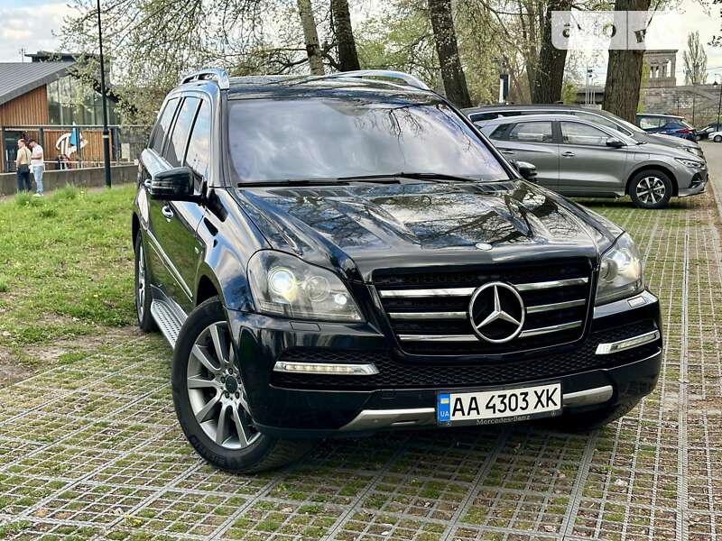 Позашляховик / Кросовер Mercedes-Benz GL-Class 2011 в Києві