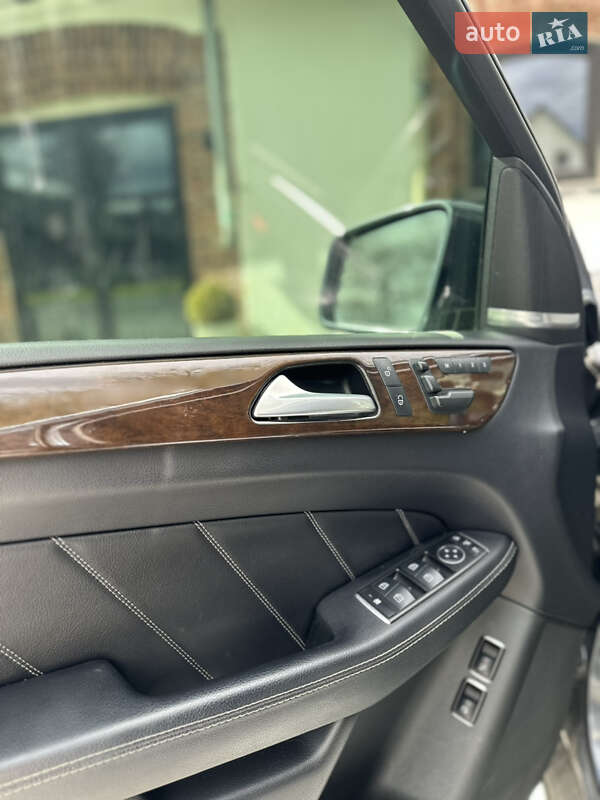 Позашляховик / Кросовер Mercedes-Benz GL-Class 2014 в Бродах