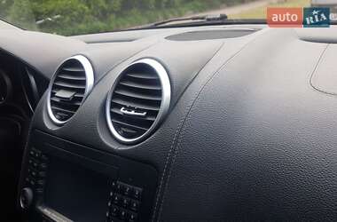Позашляховик / Кросовер Mercedes-Benz GL-Class 2007 в 
