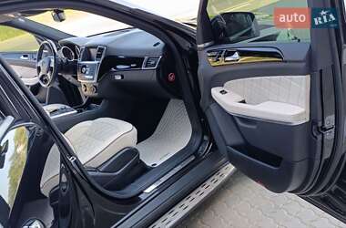 Позашляховик / Кросовер Mercedes-Benz GL-Class 2013 в 