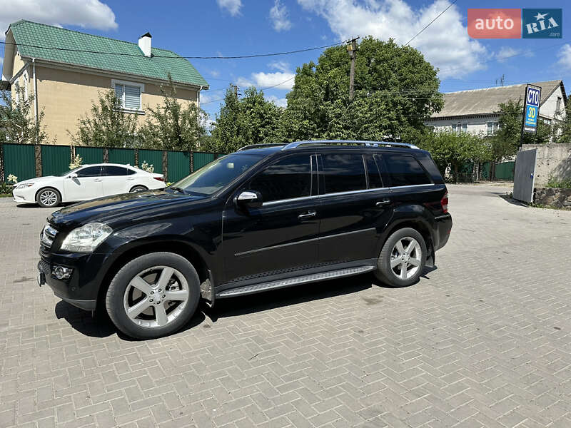 Внедорожник / Кроссовер Mercedes-Benz GL-Class 2009 в Гайсине