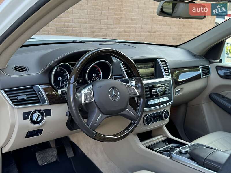 Позашляховик / Кросовер Mercedes-Benz GL-Class 2015 в Одесі