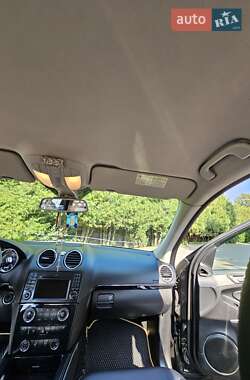 Внедорожник / Кроссовер Mercedes-Benz GL-Class 2010 в 