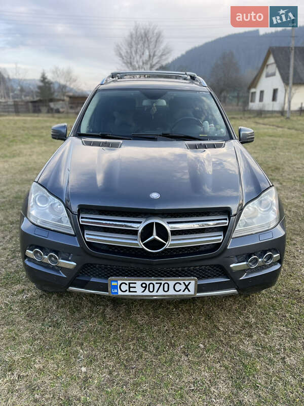 Внедорожник / Кроссовер Mercedes-Benz GL-Class 2010 в Путиле