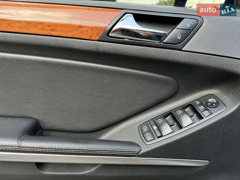 Позашляховик / Кросовер Mercedes-Benz GL-Class 2008 в Умані