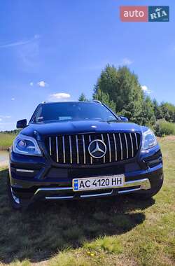 Внедорожник / Кроссовер Mercedes-Benz GL-Class 2015 в 