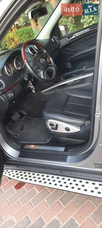 Внедорожник / Кроссовер Mercedes-Benz GL-Class 2011 в Звягеле фото 11 Внедорожник / Кроссовер Mercedes-Benz GL-Class 2011 в Звягеле