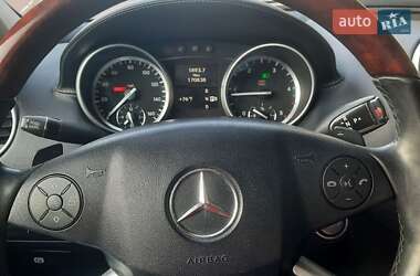 Позашляховик / Кросовер Mercedes-Benz GL-Class 2011 в 