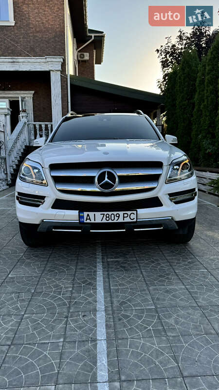 Внедорожник / Кроссовер Mercedes-Benz GL-Class 2015 в Киеве фото 16 Внедорожник / Кроссовер Mercedes-Benz GL-Class 2015 в Киеве