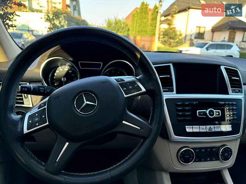 Внедорожник / Кроссовер Mercedes-Benz GL-Class 2015 в Киеве фото 28 Внедорожник / Кроссовер Mercedes-Benz GL-Class 2015 в Киеве