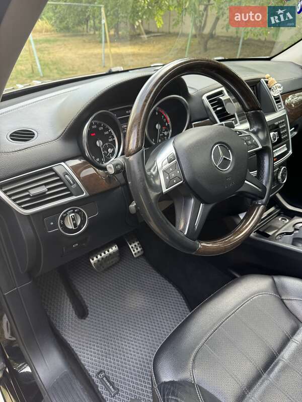 Внедорожник / Кроссовер Mercedes-Benz GL-Class 2014 в Чернигове