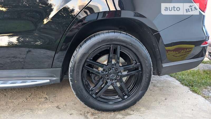 Позашляховик / Кросовер Mercedes-Benz GL-Class 2013 в Чернівцях