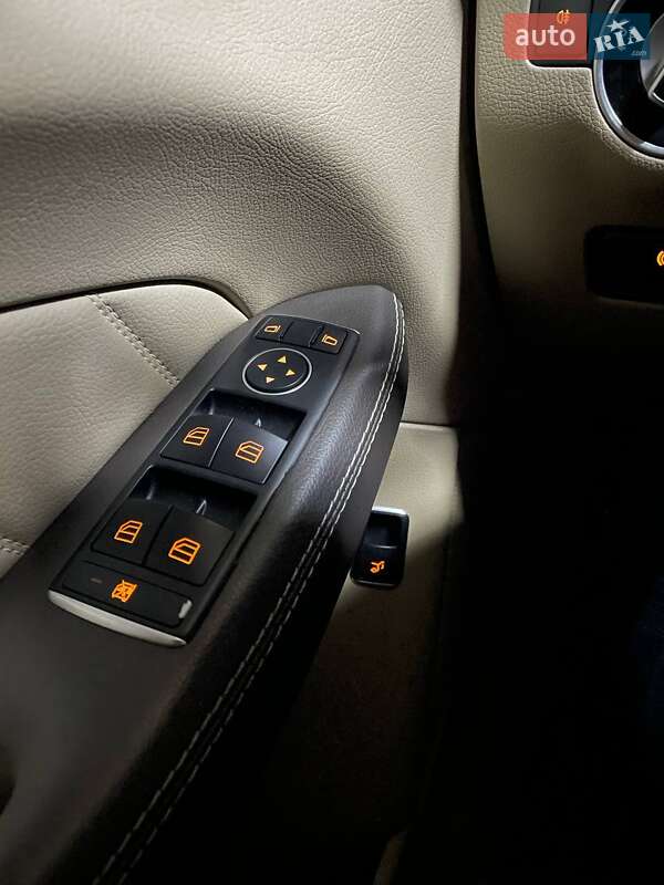 Внедорожник / Кроссовер Mercedes-Benz GL-Class 2015 в Киеве