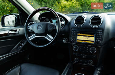 Внедорожник / Кроссовер Mercedes-Benz GL-Class 2011 в 