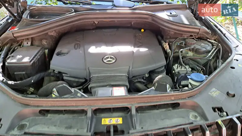 Позашляховик / Кросовер Mercedes-Benz GL-Class 2013 в 