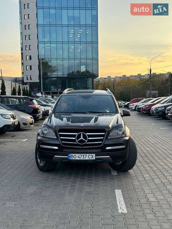Mercedes-Benz GL-Class 2012