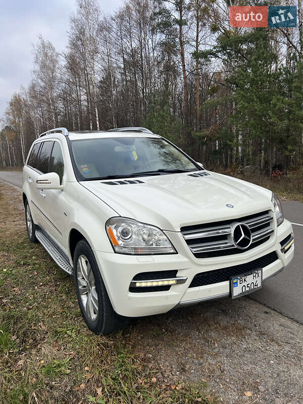 Позашляховик / Кросовер Mercedes-Benz GL-Class 2011 в Рівному