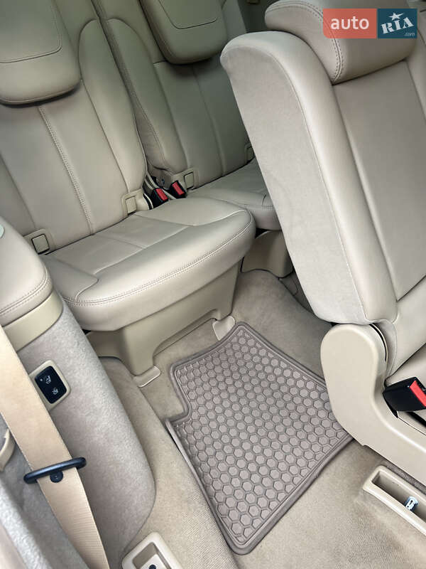 Позашляховик / Кросовер Mercedes-Benz GL-Class 2011 в Рівному