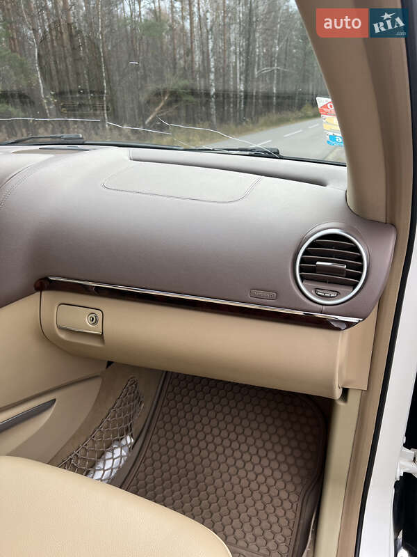 Позашляховик / Кросовер Mercedes-Benz GL-Class 2011 в Рівному