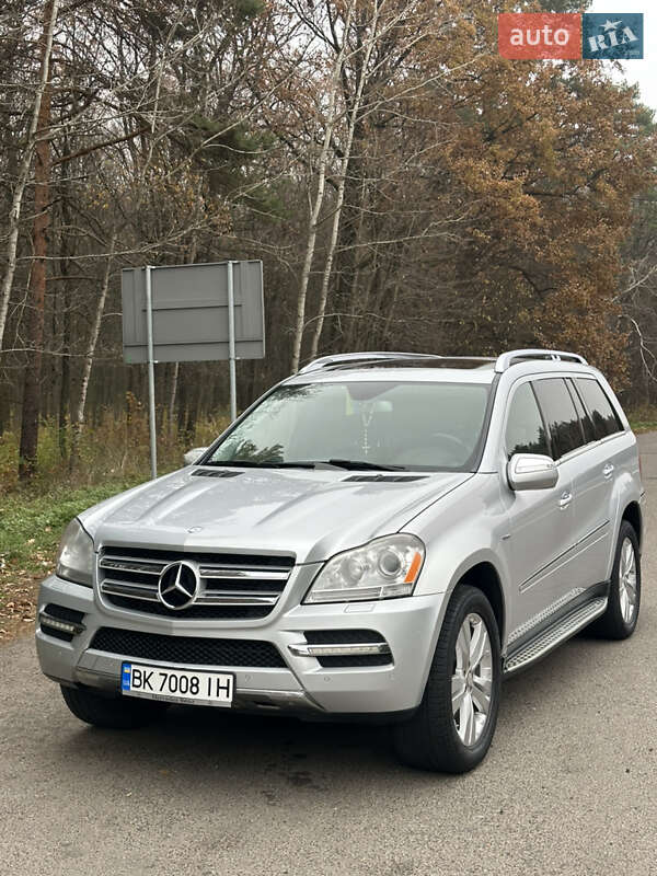 Mercedes-Benz GL-Class 2010