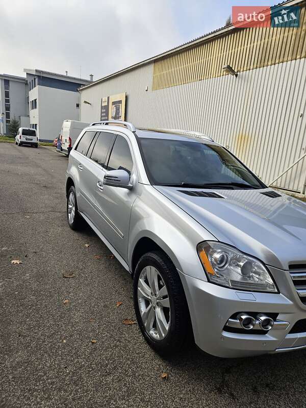 Позашляховик / Кросовер Mercedes-Benz GL-Class 2011 в Мукачевому