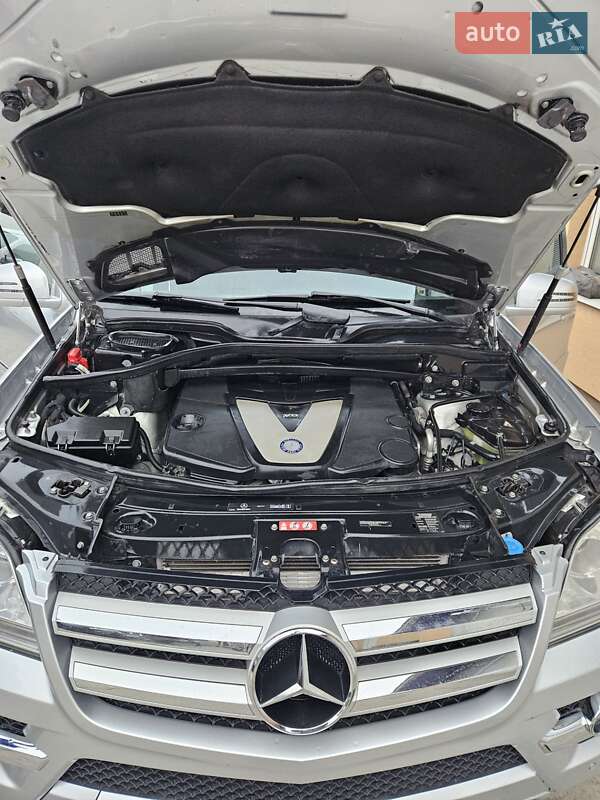 Позашляховик / Кросовер Mercedes-Benz GL-Class 2011 в Мукачевому