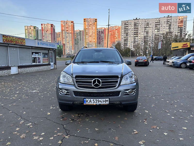 Внедорожник / Кроссовер Mercedes-Benz GL-Class 2010 в Киеве