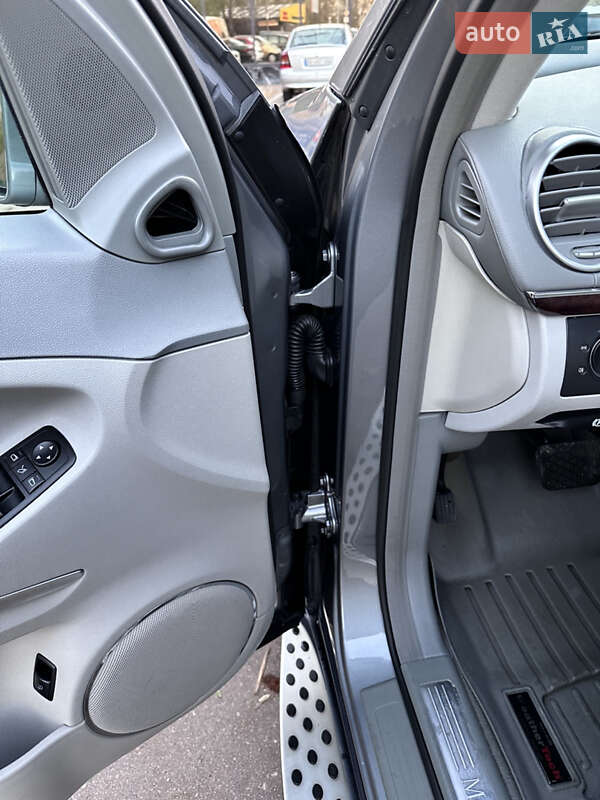 Внедорожник / Кроссовер Mercedes-Benz GL-Class 2010 в Киеве
