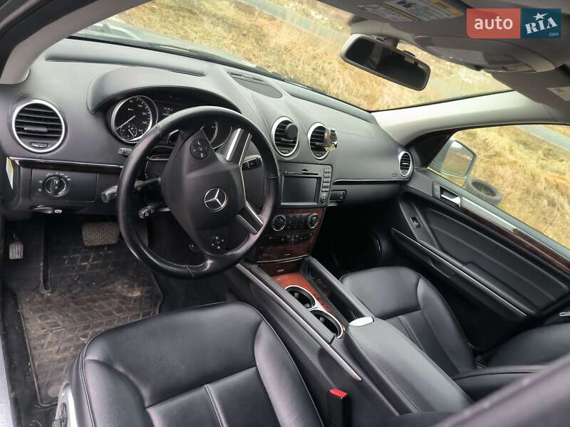 Внедорожник / Кроссовер Mercedes-Benz GL-Class 2012 в Киеве фото 28 Внедорожник / Кроссовер Mercedes-Benz GL-Class 2012 в Киеве