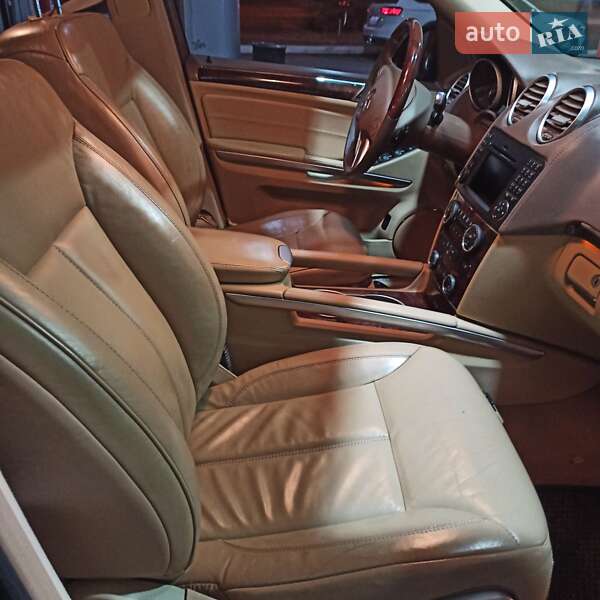 Внедорожник / Кроссовер Mercedes-Benz GL-Class 2010 в Харькове