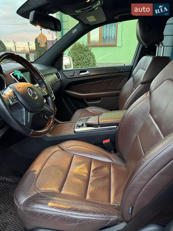 Позашляховик / Кросовер Mercedes-Benz GL-Class 2015 в Чернівцях