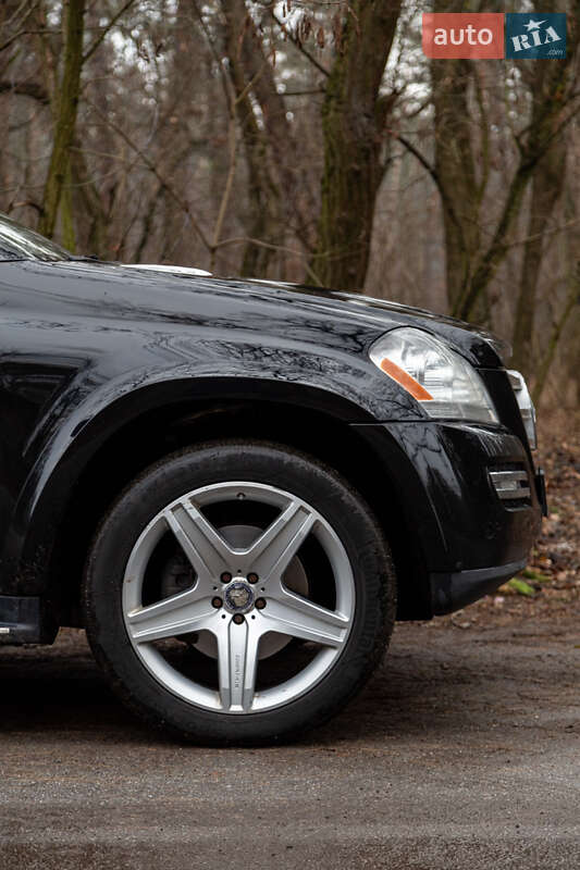 Внедорожник / Кроссовер Mercedes-Benz GL-Class 2010 в Киеве