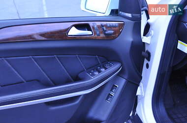 Позашляховик / Кросовер Mercedes-Benz GL-Class 2013 в 