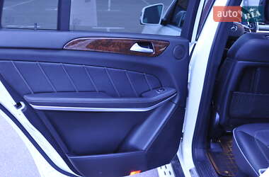 Позашляховик / Кросовер Mercedes-Benz GL-Class 2013 в 