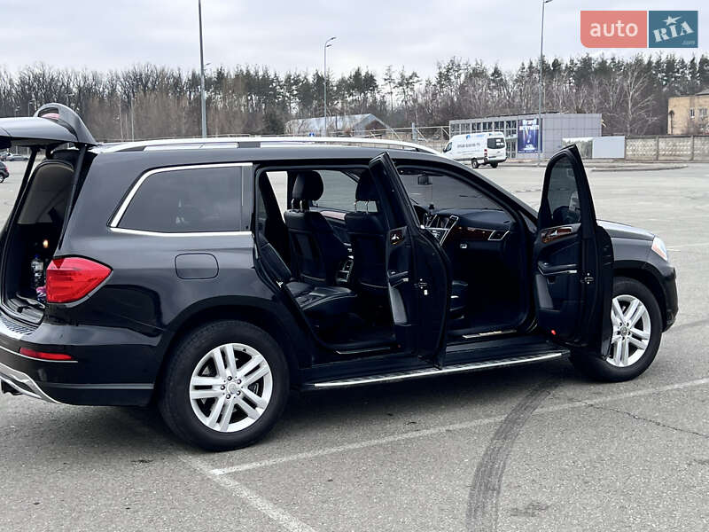 Внедорожник / Кроссовер Mercedes-Benz GL-Class 2012 в Киеве