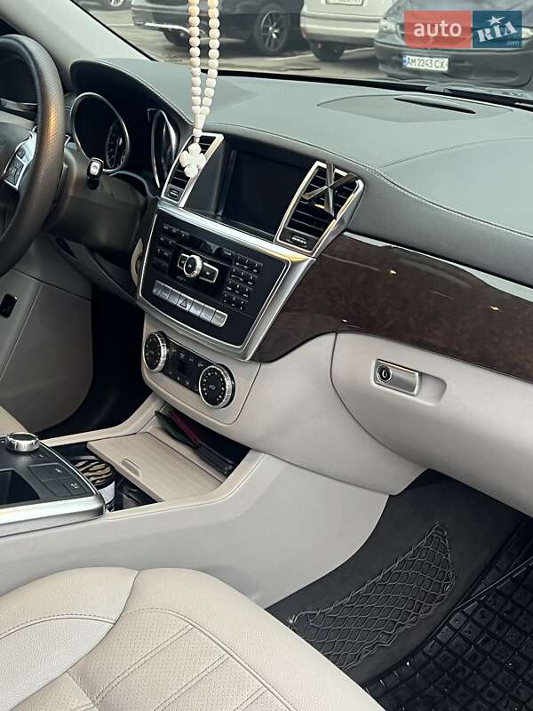 Внедорожник / Кроссовер Mercedes-Benz GL-Class 2014 в Киеве