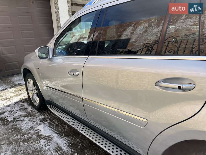 Внедорожник / Кроссовер Mercedes-Benz GL-Class 2009 в Черновцах фото 26 Внедорожник / Кроссовер Mercedes-Benz GL-Class 2009 в Черновцах