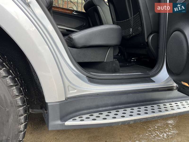 Внедорожник / Кроссовер Mercedes-Benz GL-Class 2009 в Черновцах фото 45 Внедорожник / Кроссовер Mercedes-Benz GL-Class 2009 в Черновцах