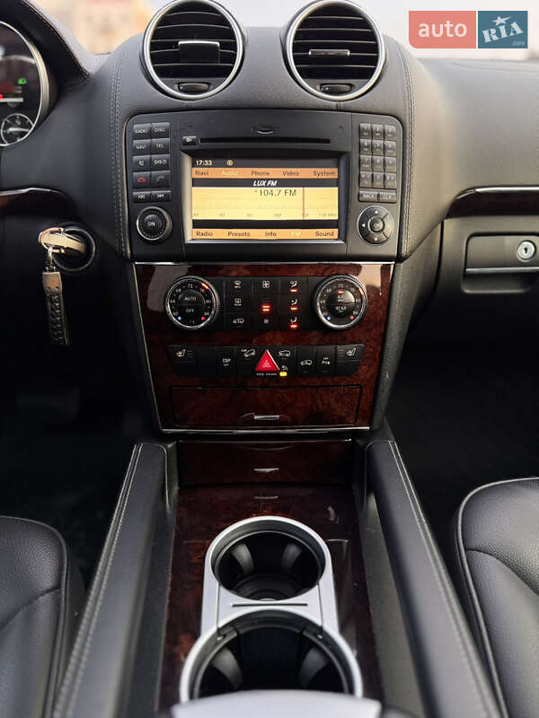 Позашляховик / Кросовер Mercedes-Benz GL-Class 2010 в Львові