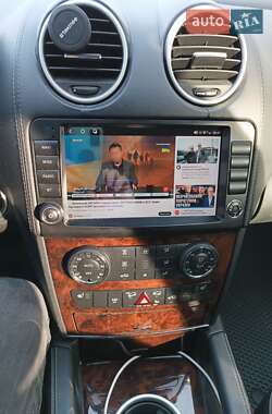 Внедорожник / Кроссовер Mercedes-Benz GL-Class 2011 в 