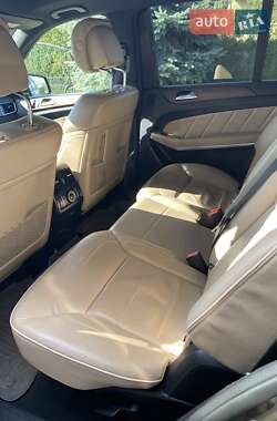 Позашляховик / Кросовер Mercedes-Benz GL-Class 2013 в 