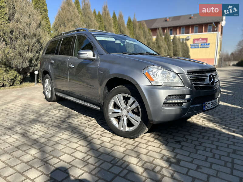 Mercedes-Benz GL-Class 2011